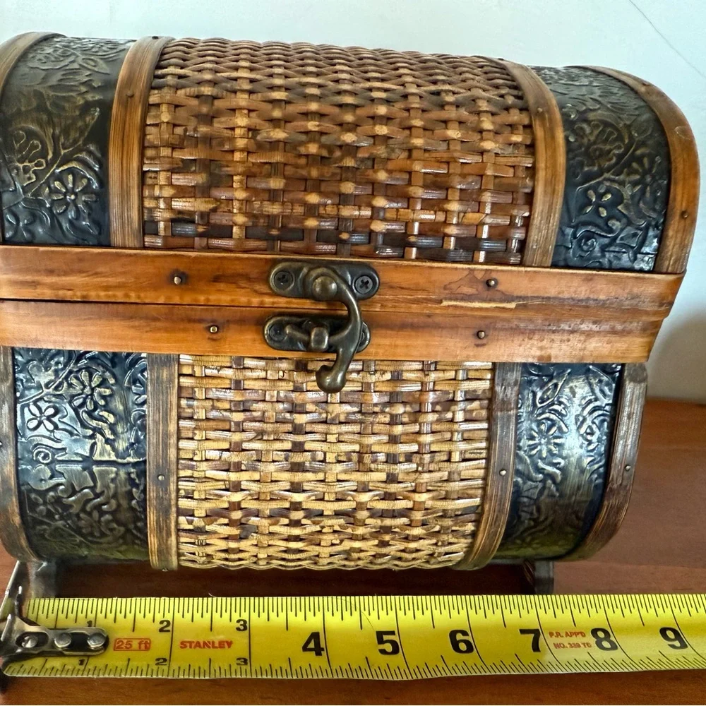 Vintage Woven Wooden Chest with Metal Accents trinket‎ box rustic 8x7x7”